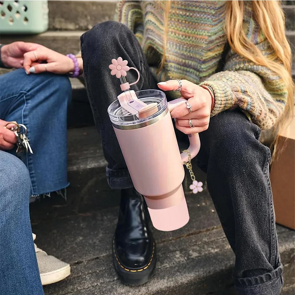 Decorative Straw Charm Cup Accessory Set